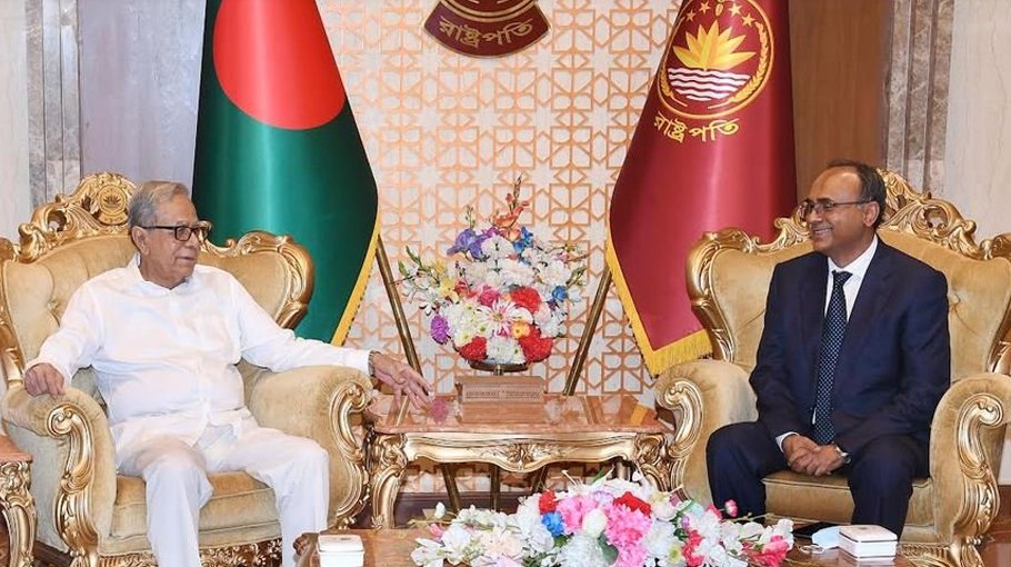 President asks BB to ensure transparency, accountability of financial institutions