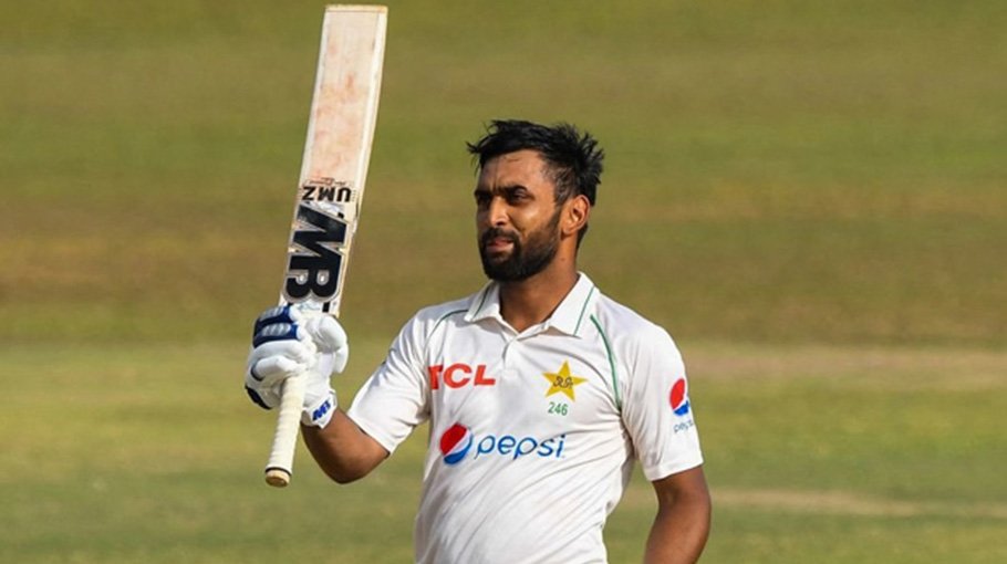 Wasim showers praise on Shafique after Test win