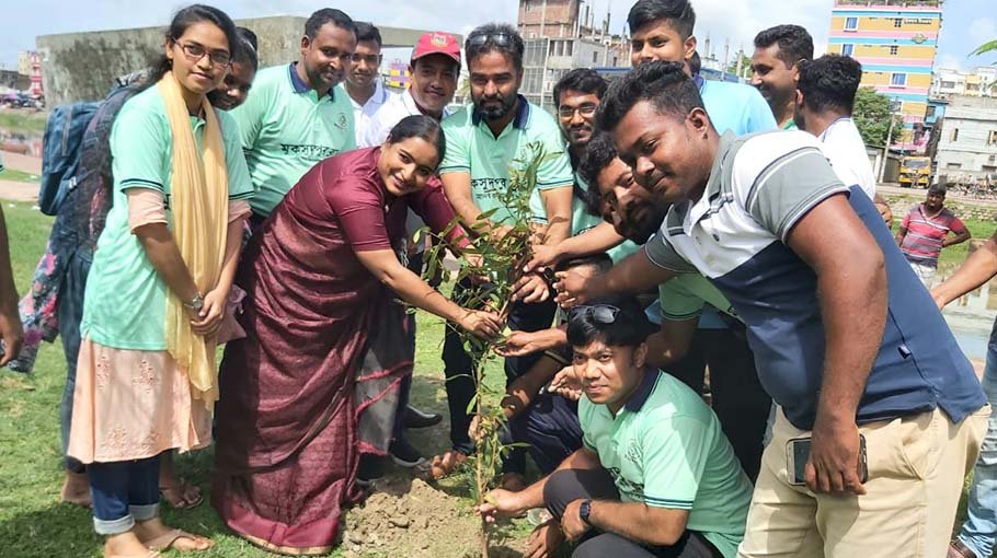 Muksudpur Club in Gopalganj plants 20,000 saplings