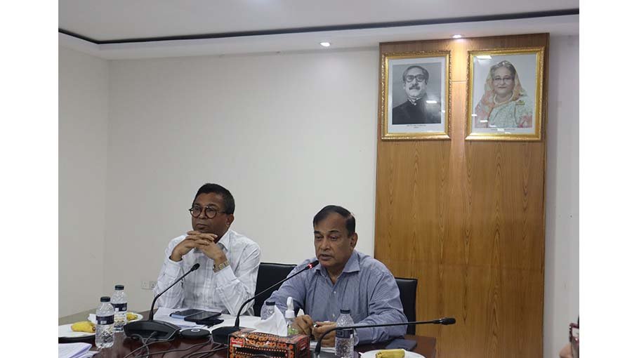 Failure to complete work on time should be held accountable: Zahid Faruq