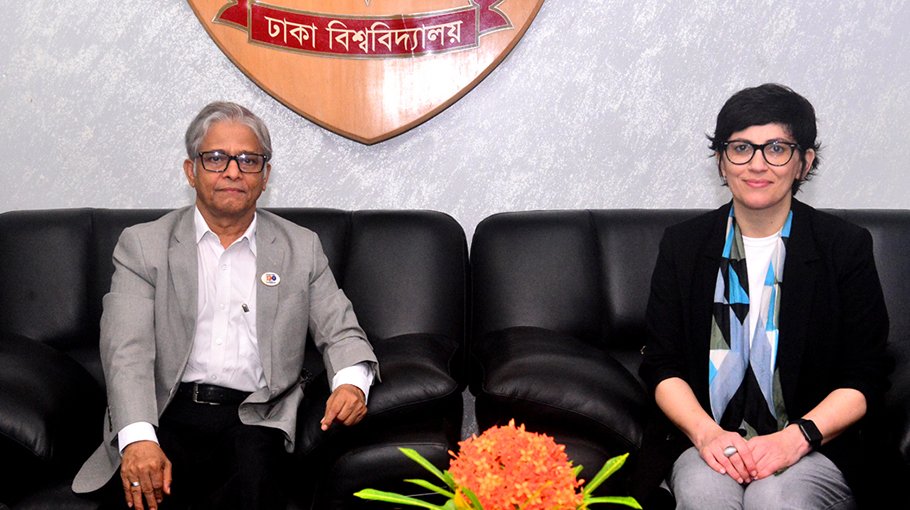 UBI Professor calls on DU VC