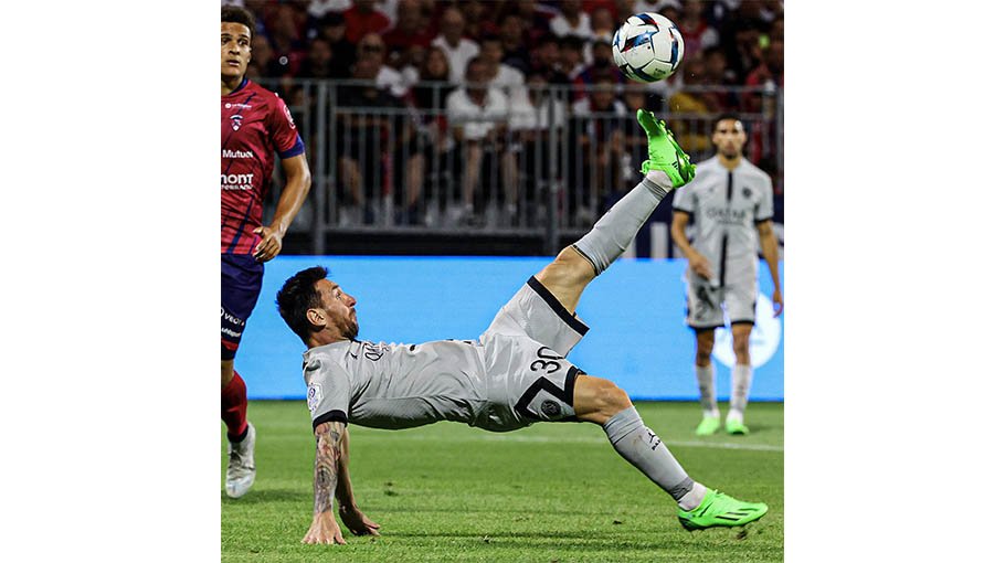 Magnificent Messi inspires PSG to 5-0 win over Clermont