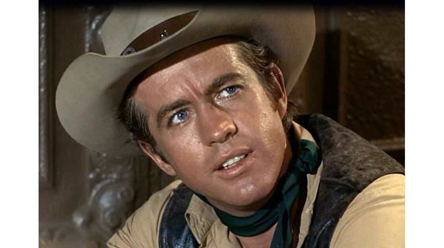 Actor Clu Gulager passes away at 93