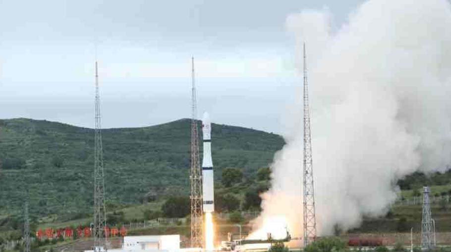 China launches 16 new satellites
