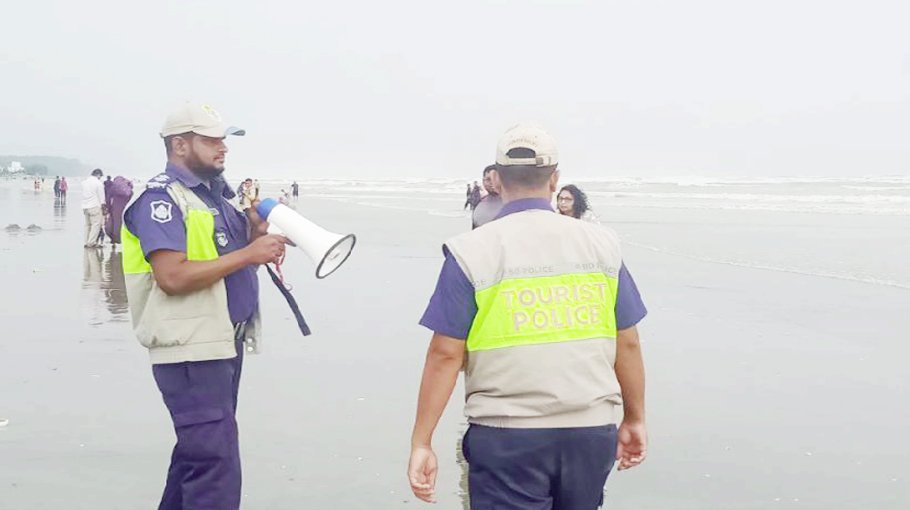 Downpour in Cox’s bazar