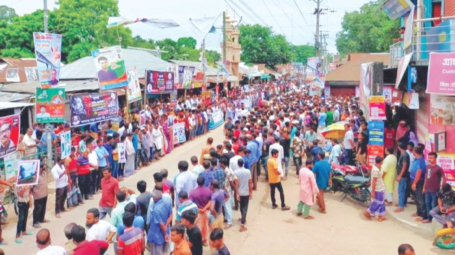 Ulipur traders demand arrest of accused in attempt to murder case 