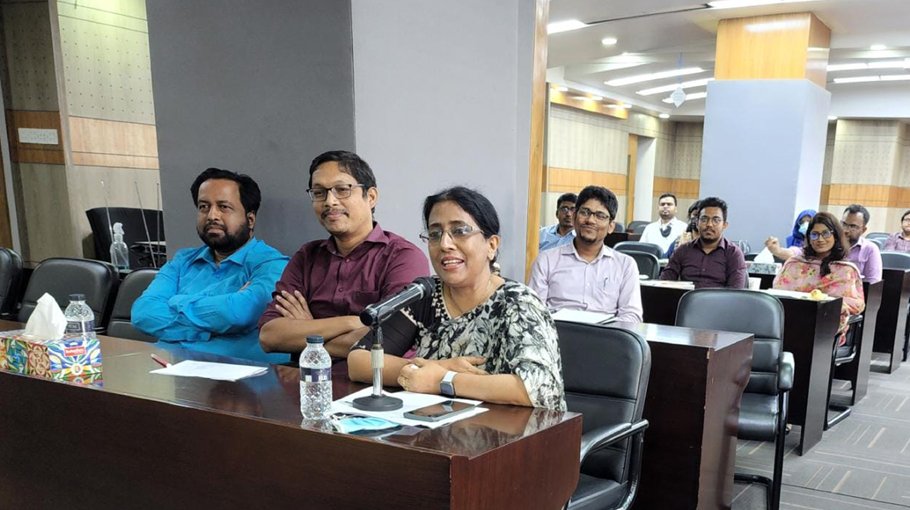 Seminar on ‘Social Capital and Allocation Efficiency’ held 