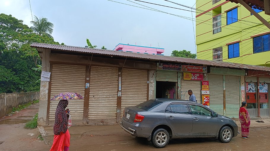 Ponds being filled under the nose of the administration!