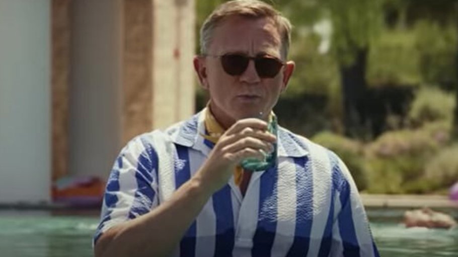 Daniel Craig is back to solve deadly game of murder