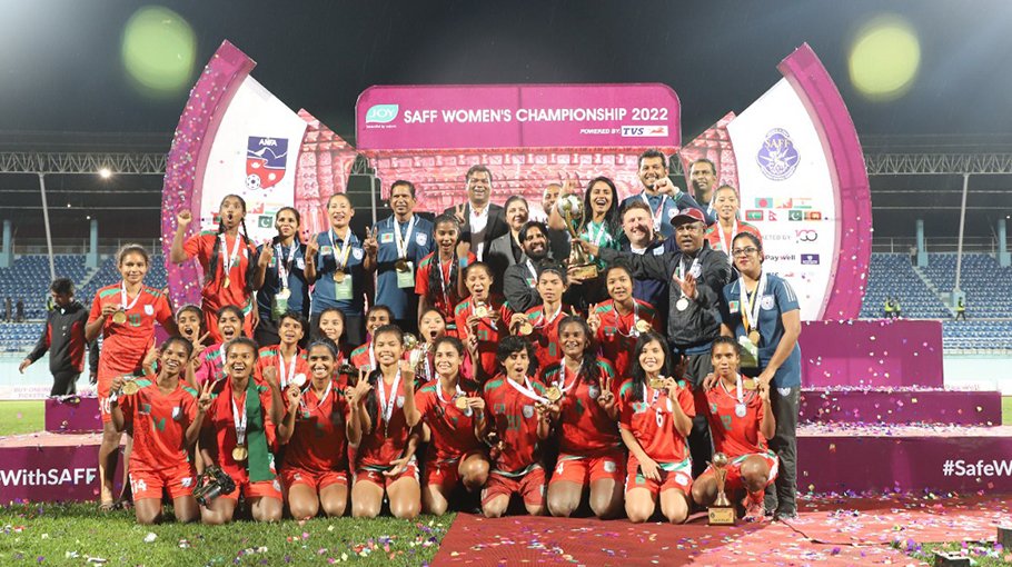 Bangladesh write history