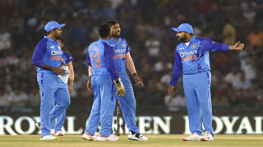 With series on the line, India aim  to tighten bowling screws