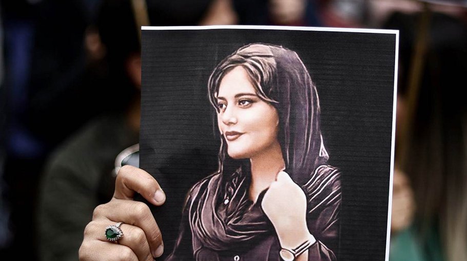 Iran protesters back to streets, defying deadly crackdown