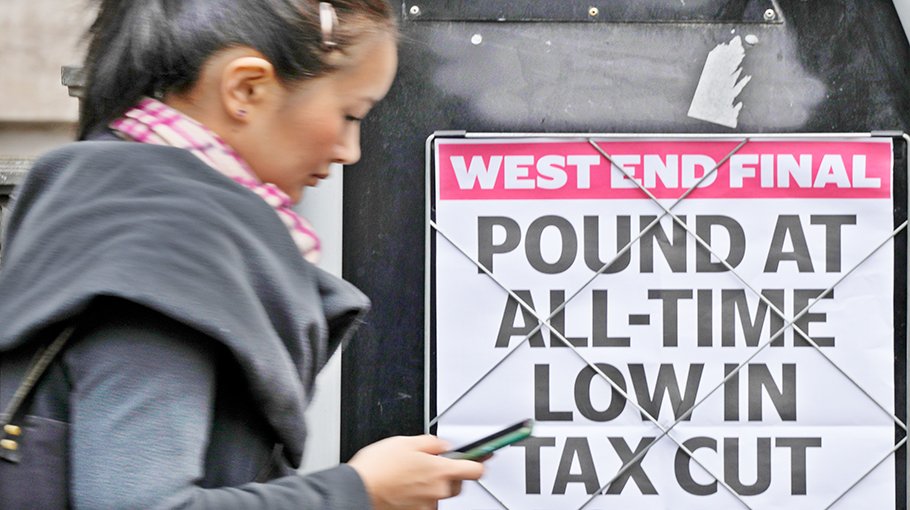 IMF urges UK to  ‘re-evaluate’ tax cuts 