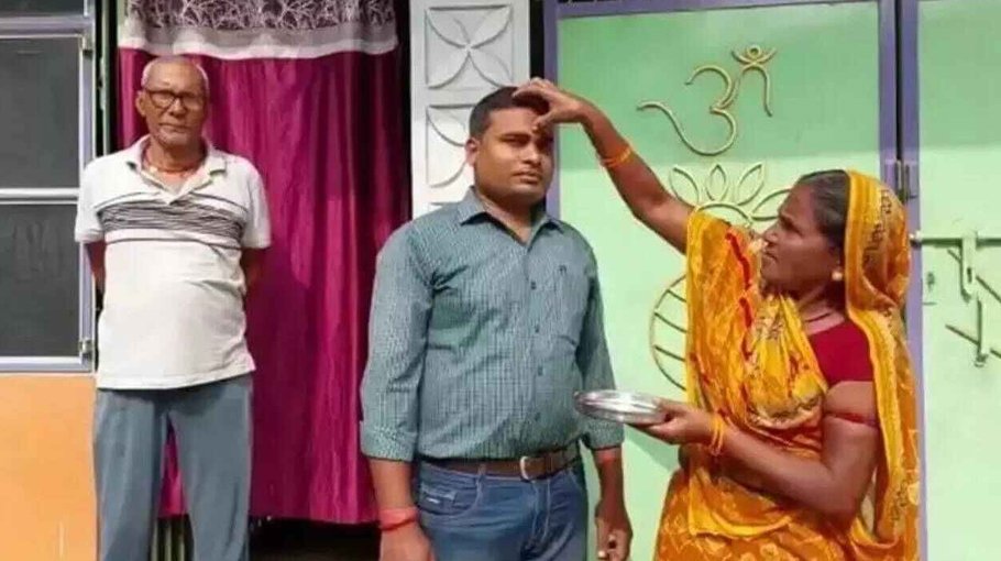 India village in Bihar celebrates first govt job in 75 years