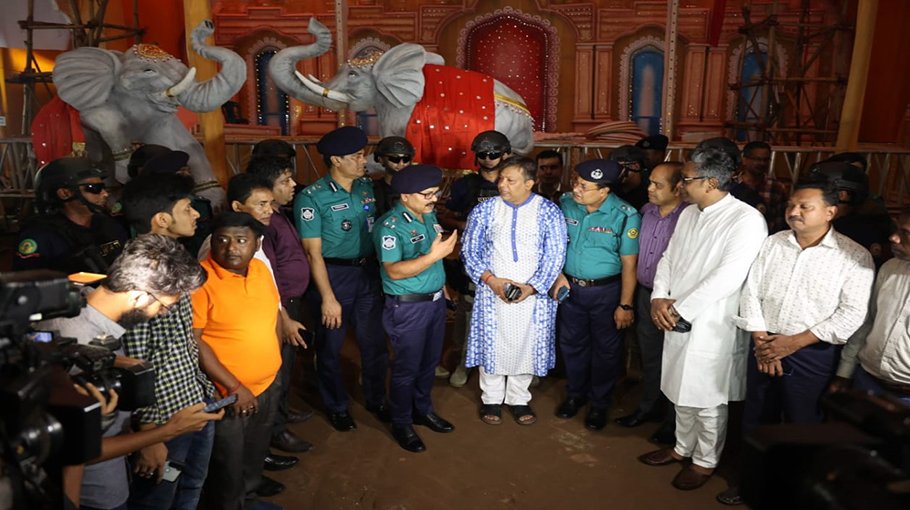 CMP security arrangement around 266 Puja Mandaps