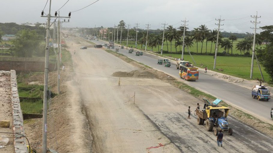 Five kilometers of Bangabandhu Tunnel link road visible