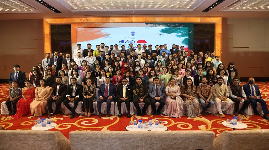 100-member Bangladesh Youth Delegation leaves for India Wednesday 