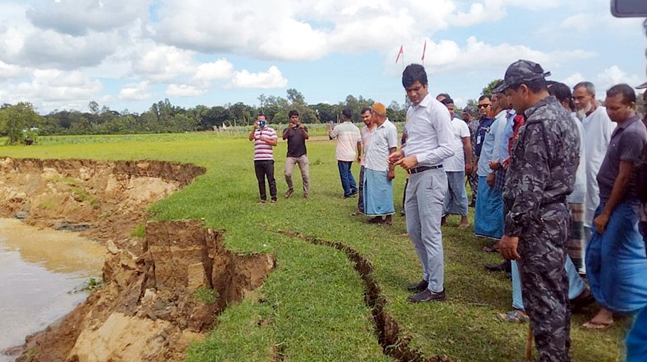 Drive conducted against illegal sand mining  in Feni river