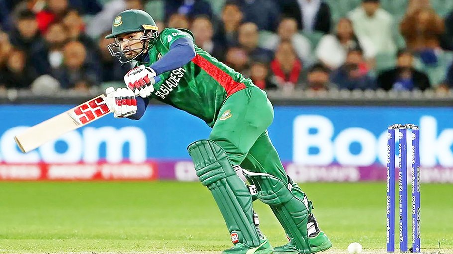 Nurul Hasan accuses Kohli  of fake fielding