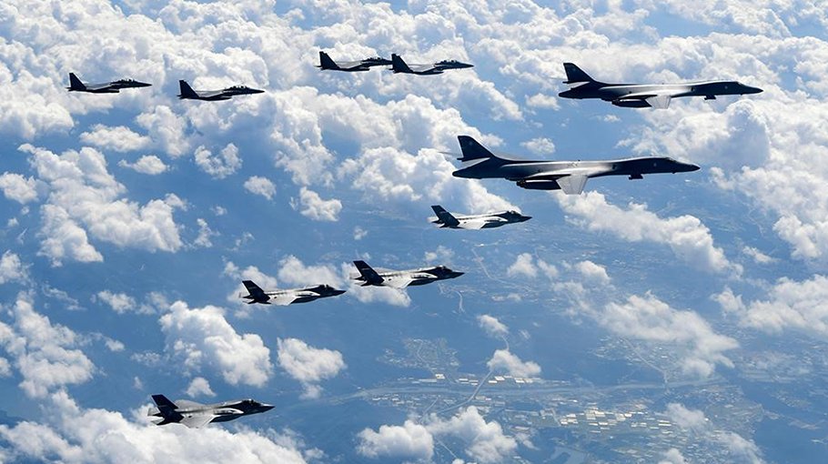 North Korea fires missiles into sea amid US drills with South