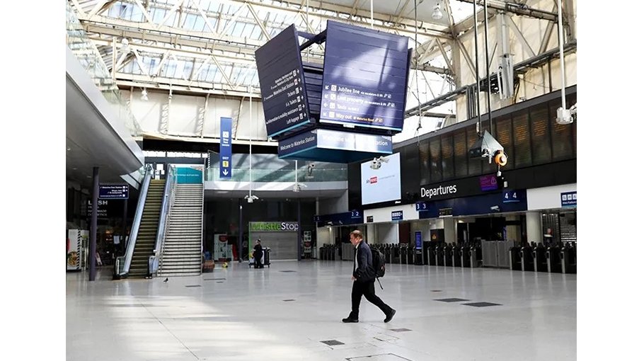 Half million more Britons not working due to long-term illness since 2019: ONS