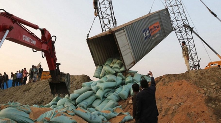 Customs House destroying 73 containers of perishable goods at port