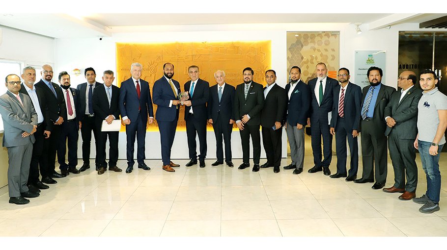 Iraqi investors keen on Bangladesh pharma, leather industries