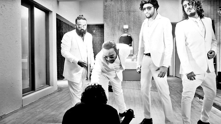 Amar E Gaan: Aurthohin back after six years