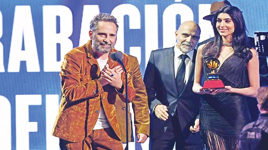 Uruguay’s Jorge Drexler eclipses Bad Bunny at Latin Grammys