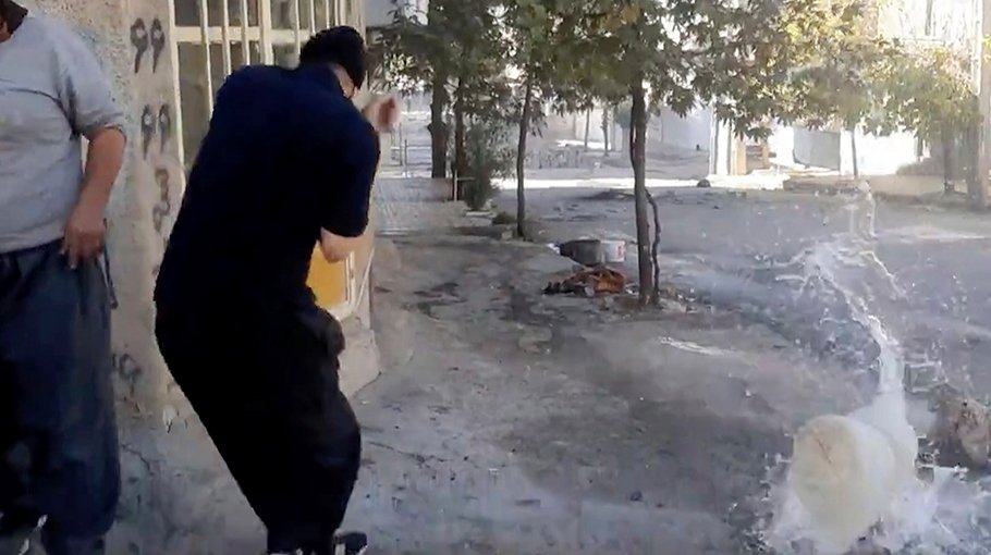 Iranian forces unleash heavy fire on protesters