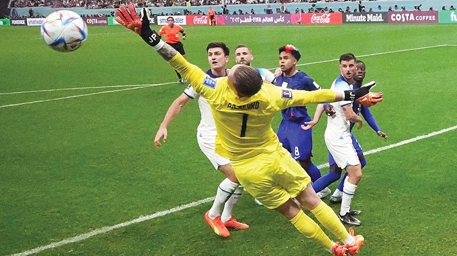 England closer to WC last 16 after 0-0 draw with USA