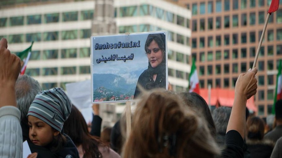 UN rights body launches Iran human rights investigation