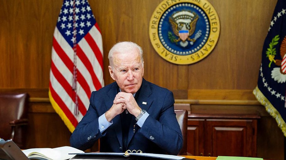 Biden monitoring China Covid unrest as US rallies pop up