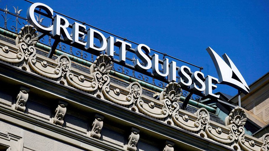 Credit Suisse bonds slide, CDS rise