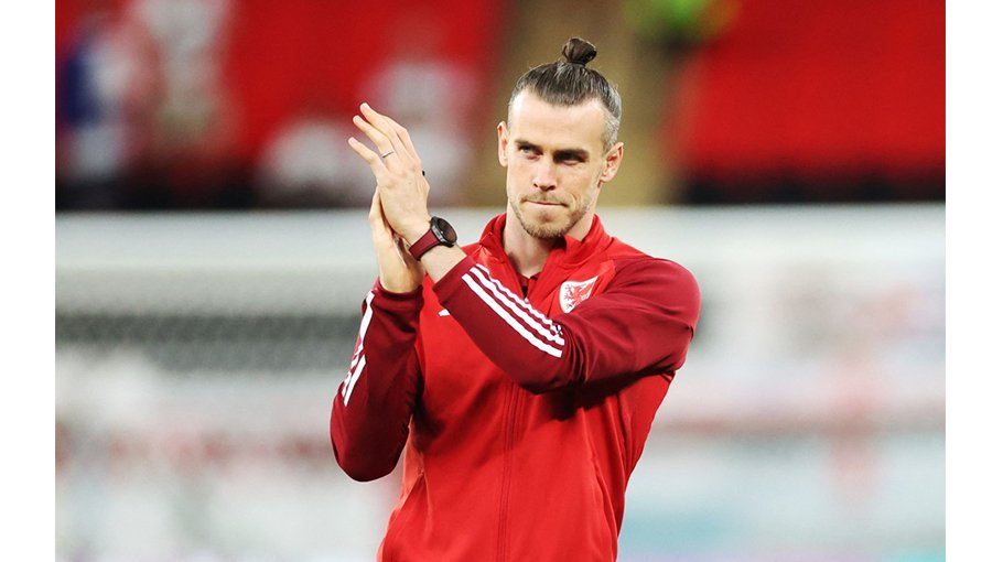 Bale vows to play for Wales