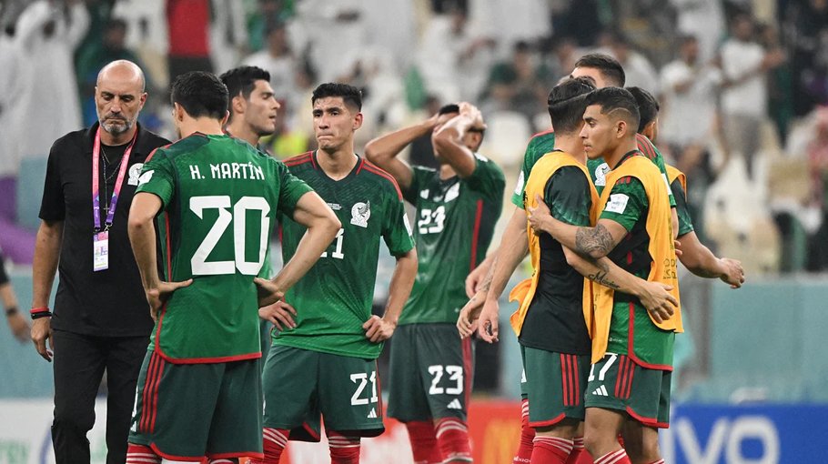 Mexico beat Saudi Arabia but miss   out on last 16