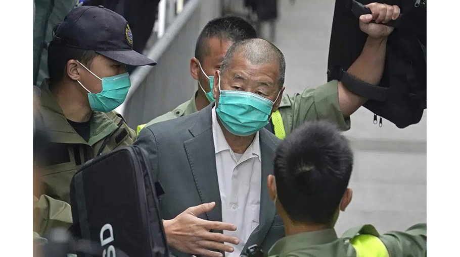 HK jails pro-democracy media tycoon over fraud