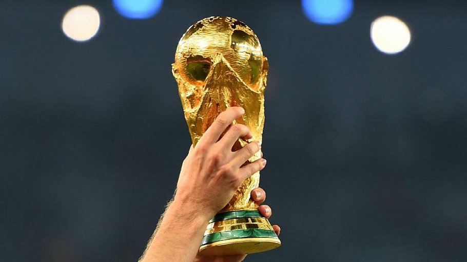 Players in the World Cup keep falling over for no reason