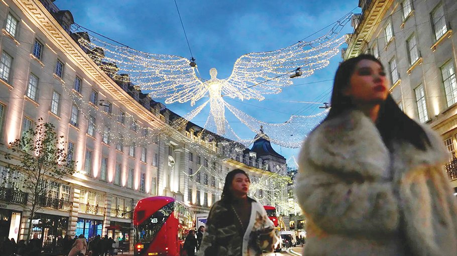 UK inflation eases, remains close to 40-year high