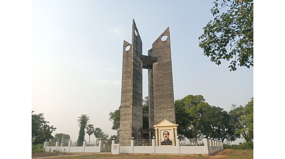 Work on Liberation War oath pillar not finished in 26 years
