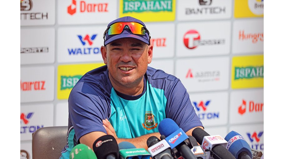 Domingo frustrated over inconsistent batting