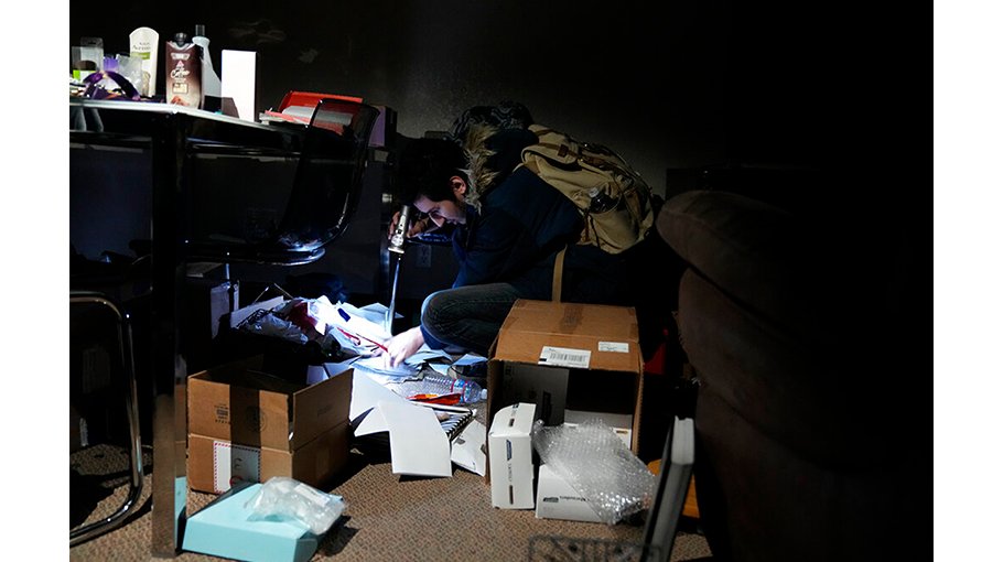 Tens of thousands go without power