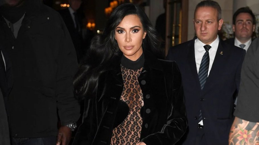 Kardashian shows off shorter hair in leopard jumpsuit