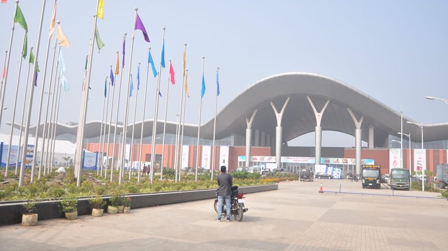 Troops join search for the missing