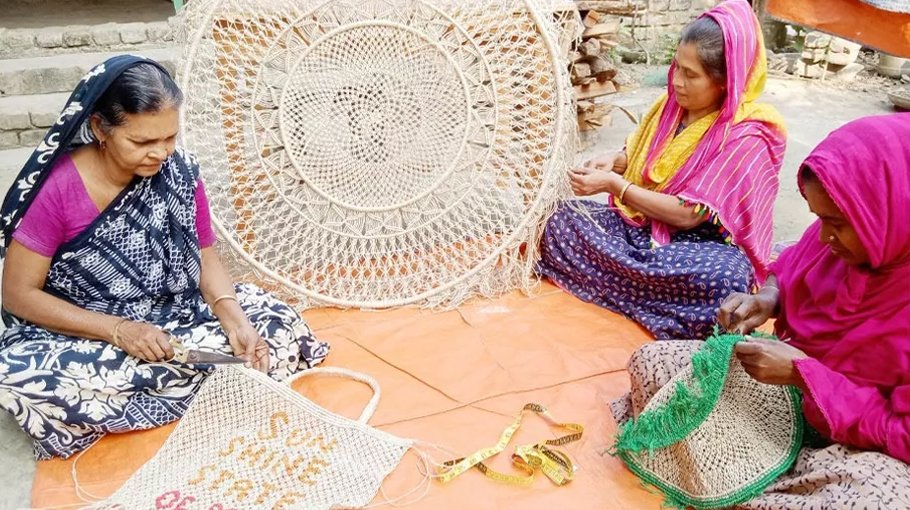 Jute goods export a boon for S-region women