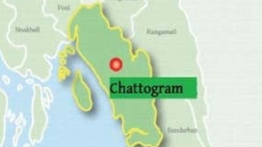 Six dwelling houses gutted in Ctg