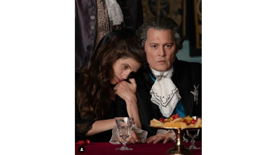 Johnny Depp’s new  pics as King Louis XV  emerge online