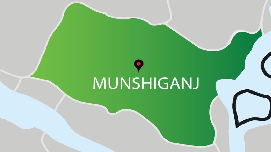 Journo injured in miscreant attack