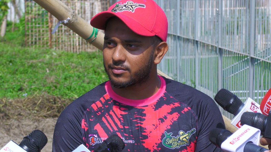 Zakir overwhelmed by senior’s support