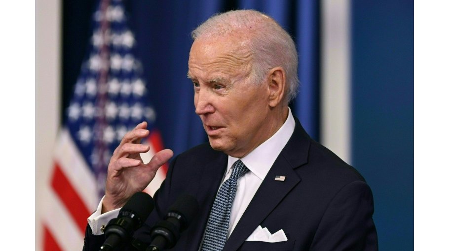 Biden on defensive over classified documents